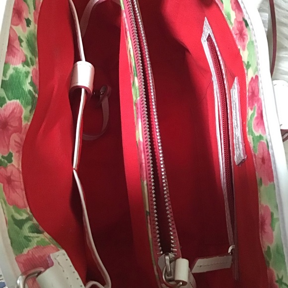 (1373) Dooney petunia floral spring satchel vintage pattern🌸🌸🌸 - Picture 11 of 16